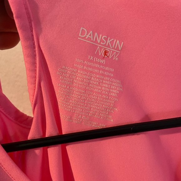 Workout Top - Picture 4 of 4